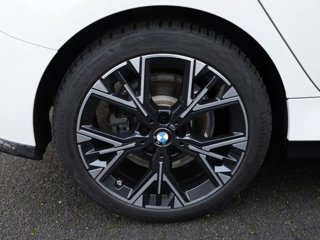 BMW 120 120i M-Sport Sedan