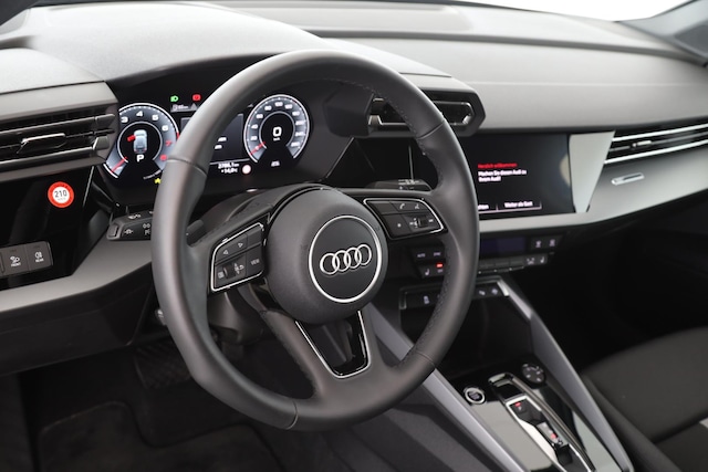 Audi A3 30 TFSI S-Tronic Sportback