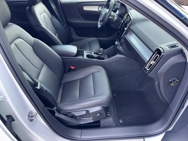 Volvo XC40 R-Design Recharge T5