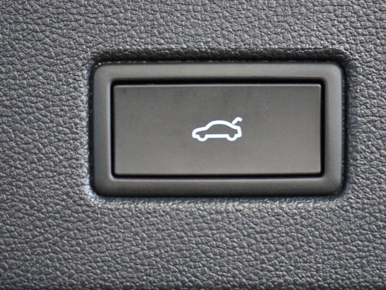 Volkswagen T-Roc 1.5 TSI DSG R-Line Style