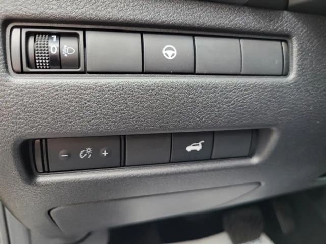 Nissan X-trail 1,5 VC-T E-POWER 204PS 4X2 N-TREK 5SITZE