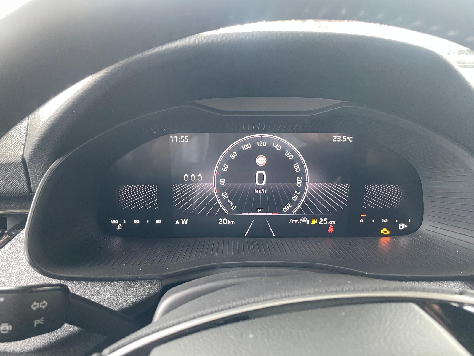 Skoda Scala 1,0 TSI "130 Jahre" AHK,SHZ,PDC,RFK,NSW,