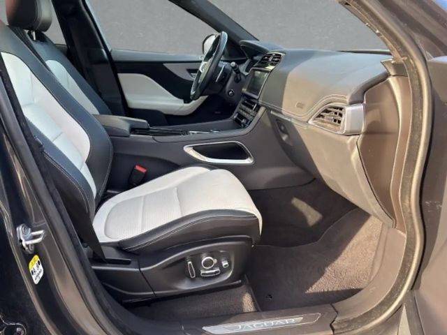 Jaguar F-Pace AWD R-Sport