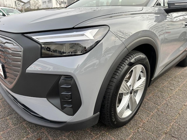 Audi Q4 e-tron SUV 45 e-tron Audi Q4 e-tron