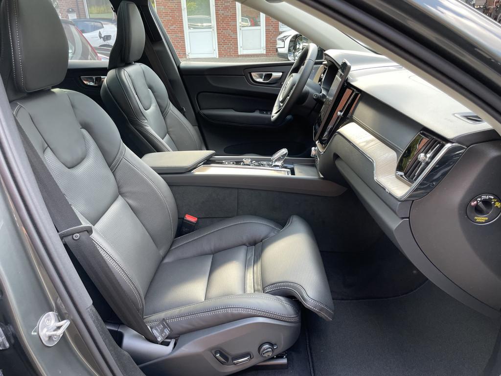 Volvo XC60 AWD Dark Recharge T8 Ultra