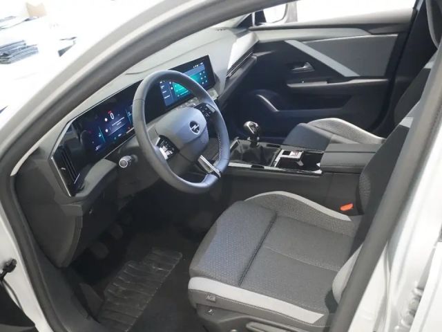 Opel Astra 1.2 Turbo Enjoy Turbo