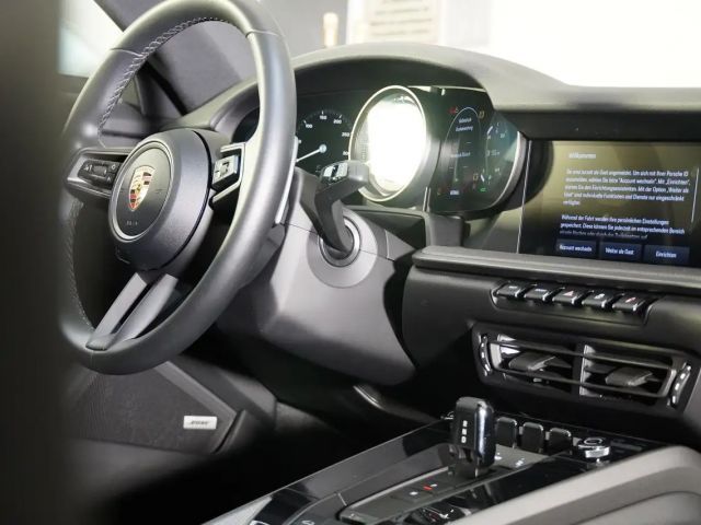 Porsche 911 992 Carrera Coupé