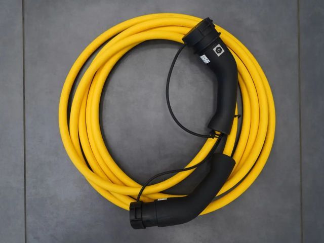 Fiat 500e 87KW/42kWh/DC-LADEN/CARPLAY/DAB/SOH