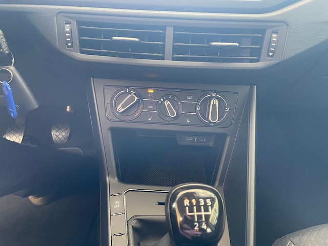 Volkswagen Taigo Taigo 1.0    TaigoBT070 TSIM5F