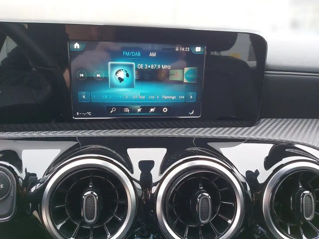 Mercedes-Benz A 180 A 180 d Style