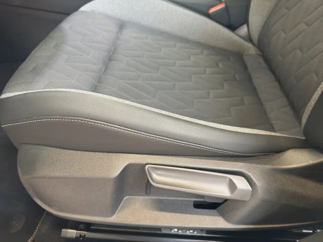 Volkswagen Golf 1.5 TSI