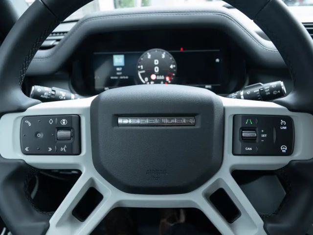 Land Rover Defender 3.0 90 D200 SE