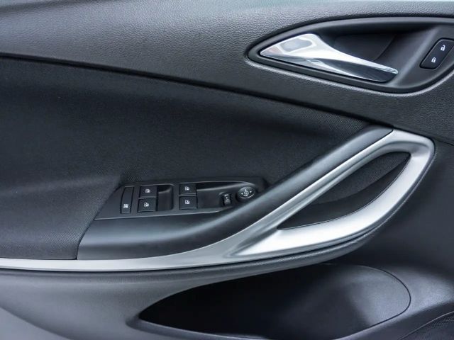 Opel Astra Edition Sports Tourer Turbo