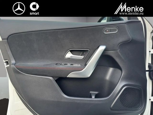 Mercedes-Benz A 200 AMG Line