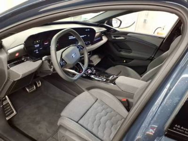 Audi A6 e-tron Avant Quattro