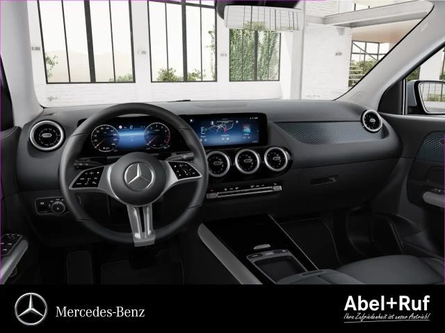 Mercedes-Benz GLA 180 Progressive
