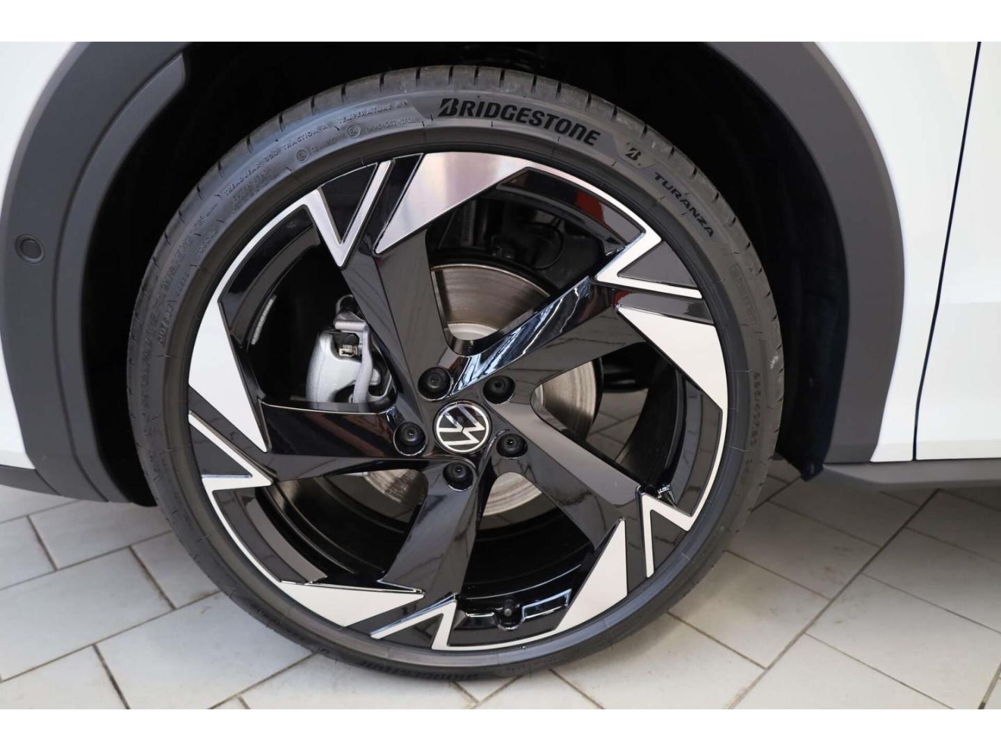 Volkswagen T-Roc 1.5 eTSI R-Line Style