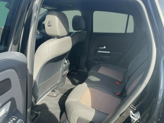 Mercedes-Benz EQA 350 4MATIC AMG Line