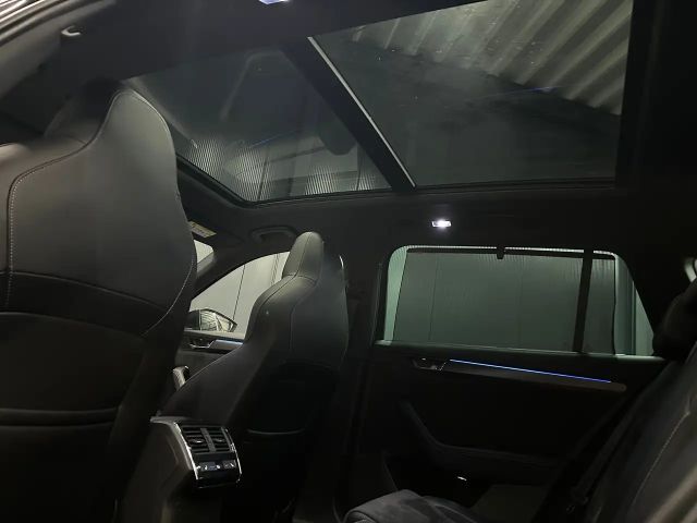 Skoda Superb 4x4 Combi Sportline