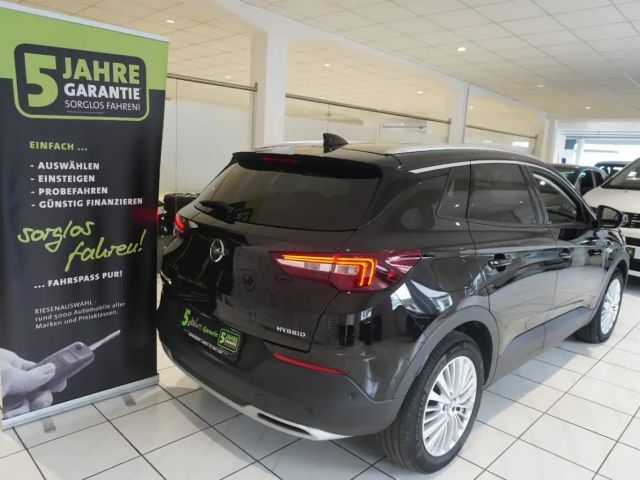 Opel Grandland X Hybrid