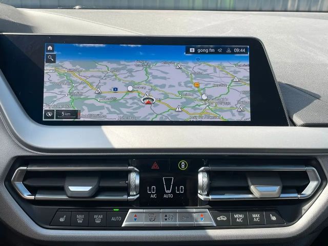 BMW 116 116i 5-deurs Sedan