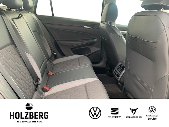 Volkswagen Golf 1.5 eTSI DSG Variant