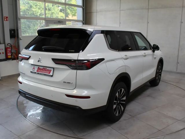 Mitsubishi Outlander PHEV
