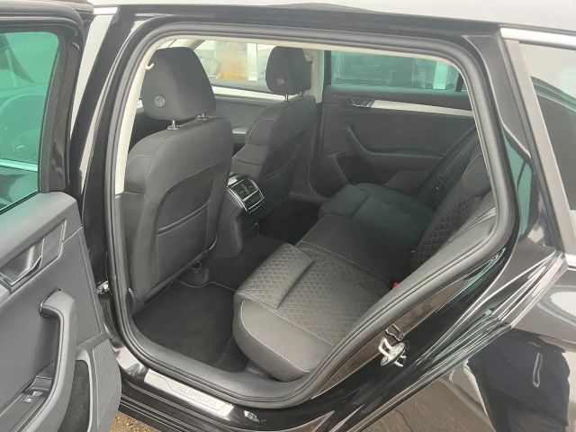Skoda Superb Ambition Combi