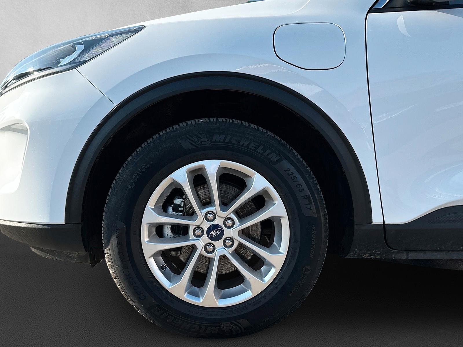 Ford Kuga Hybrid Plug in Hybrid Titanium