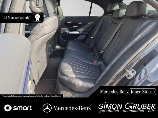 Mercedes-Benz E 220 AMG Line E 220 d Sedan