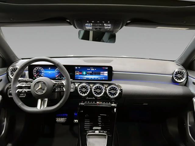 Mercedes-Benz A 250 4MATIC AMG Line