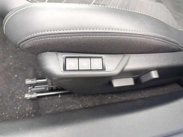 Peugeot E-208 GT-Line