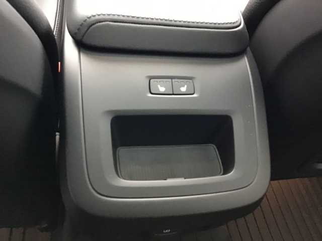 Volvo V60 Cross Country AWD Plus