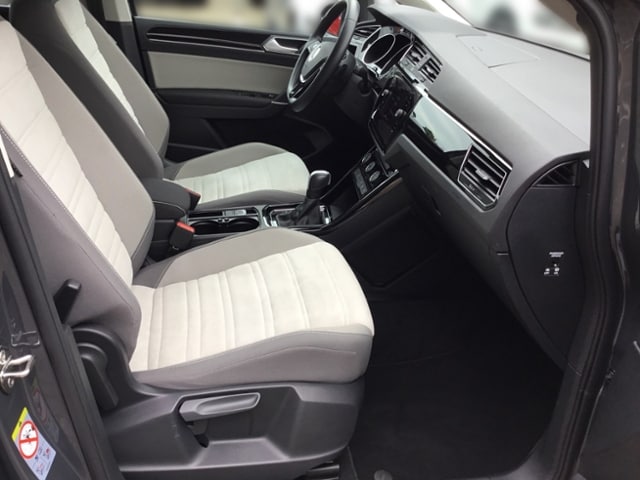 Volkswagen Touran 1.5 TSI DSG