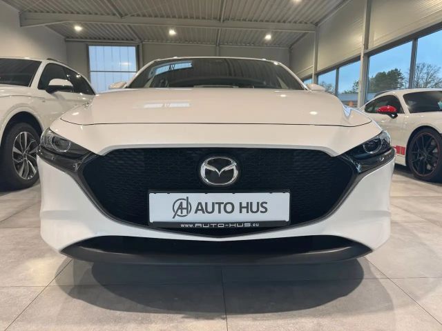 Mazda 3 Autom. Navigation/Head-Up Display/LED/PDC/ACC