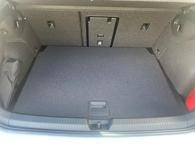 Volkswagen Golf 1.5 eTSI DSG