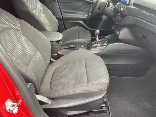 Ford Focus EcoBoost ST Line Wagon