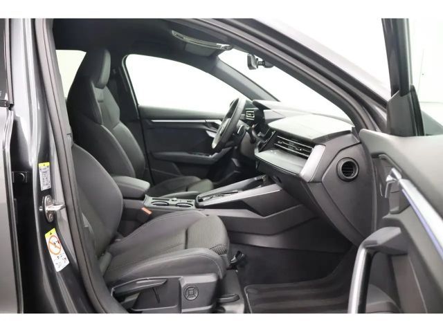 Audi A3 35 TFSI S-Line Sedan Sportback