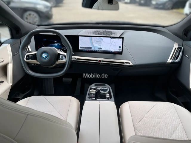 BMW iX xDrive40