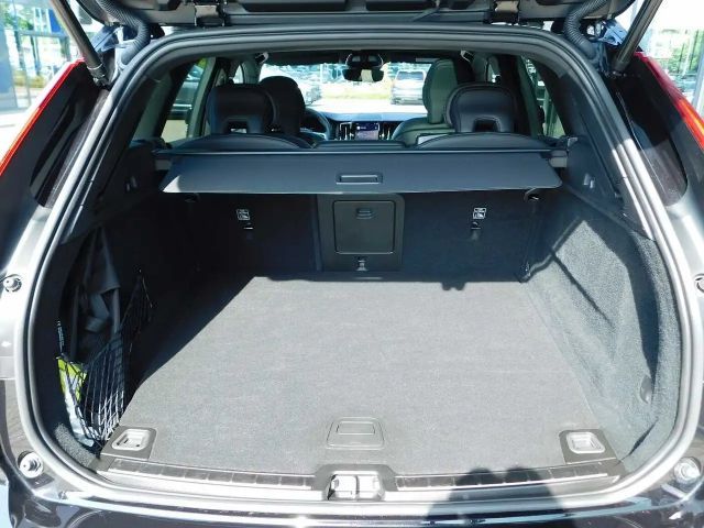 Volvo XC60 AWD Plus T6