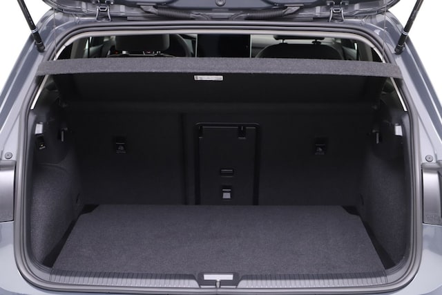 Volkswagen Golf 1.5 eTSI DSG Golf VIII