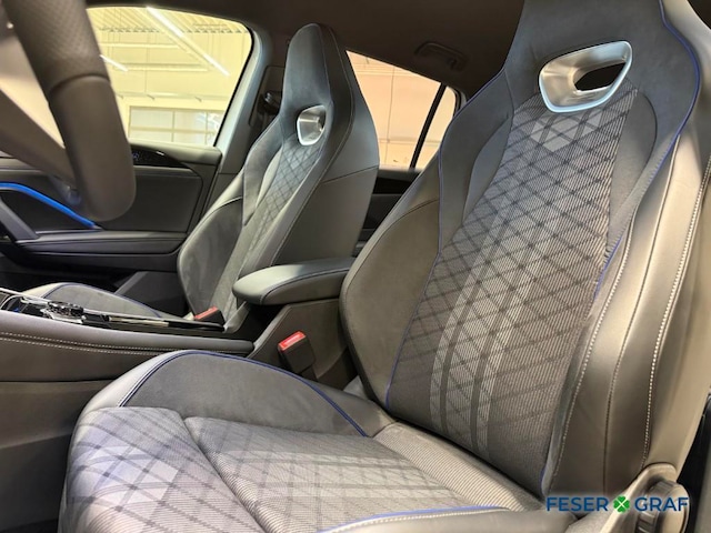 Volkswagen Tiguan 1.5 TSI IQ.Drive R-Line