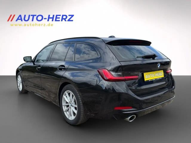 BMW 320 320d Touring xDrive