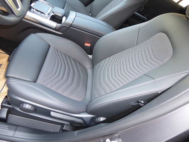 Mercedes-Benz GLA 200 4Matic, AHV,Multibeam,Acc ,Winterp.Matt