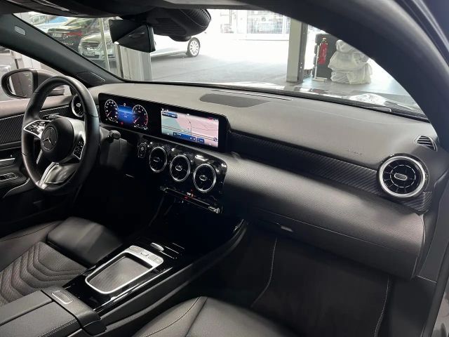 Mercedes-Benz A 180 Progressive