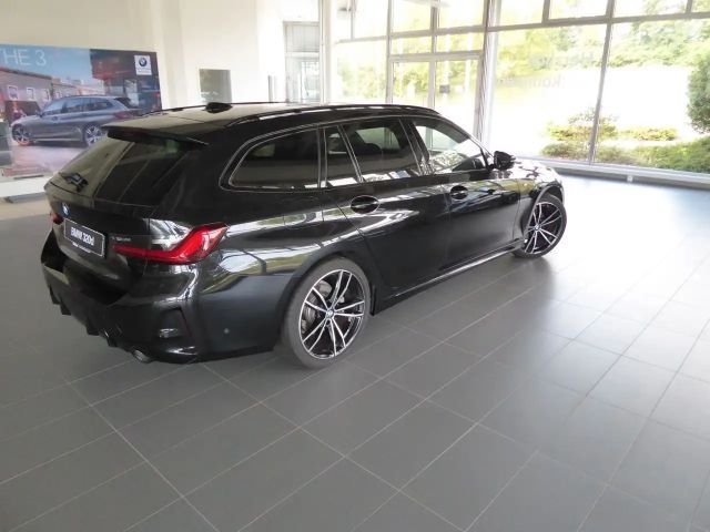 BMW 320 320d Touring xDrive