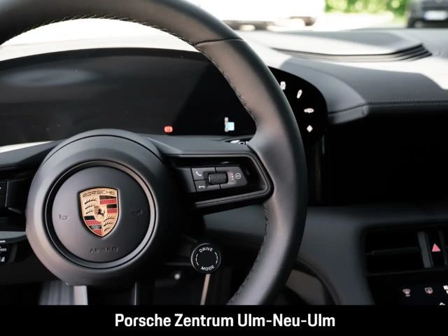 Porsche Taycan BOSE Panoramadach LED-Matrix Panoramadach