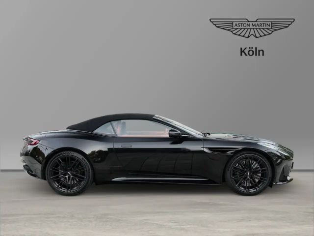 Aston Martin DB12 Volante Californian Poppy Carbonbremse  B&W