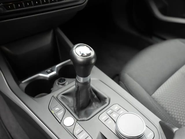 BMW 118 118i Advantage pakket Sedan