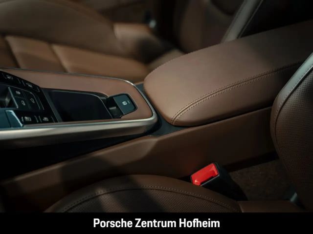 Porsche 992 Carrera Coupé